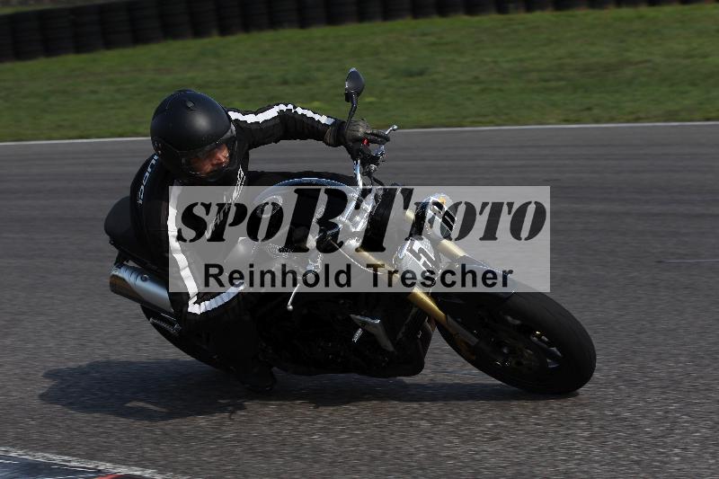 /Archiv-2022/59 31.08.2022 FM Mannhard ADR/Gruppe Mototrend/58